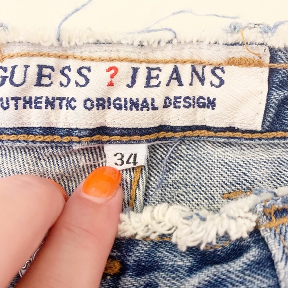 Vintage Guess Stonewashed Mom Jeans - Picture 6 of 13